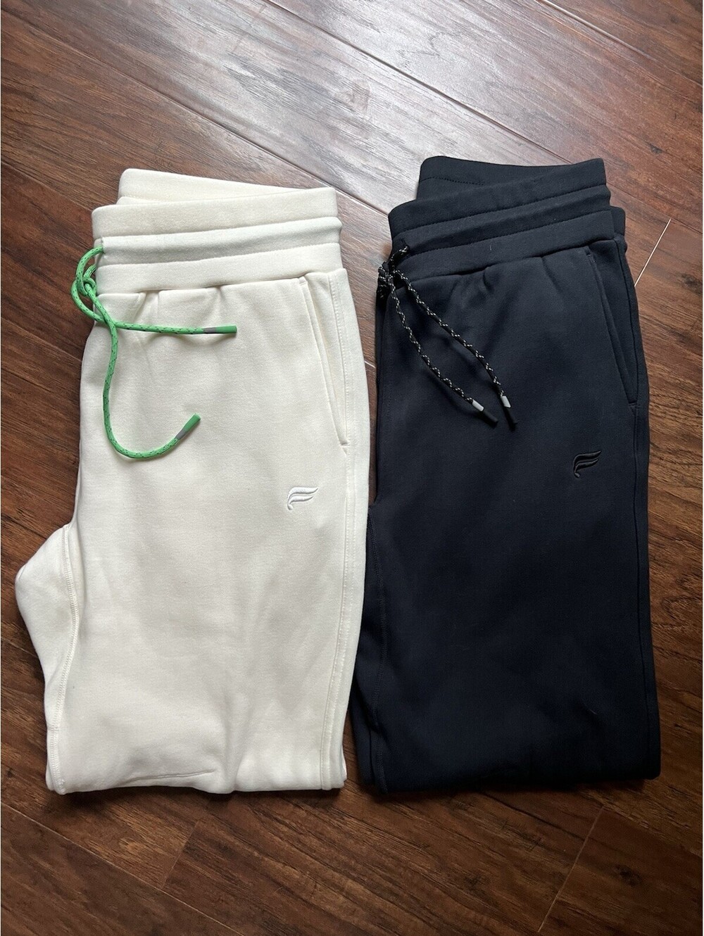 Fabletics Postgame Joggers Lot of 2 Pair Women's Size Small Ivory And Black EUC!